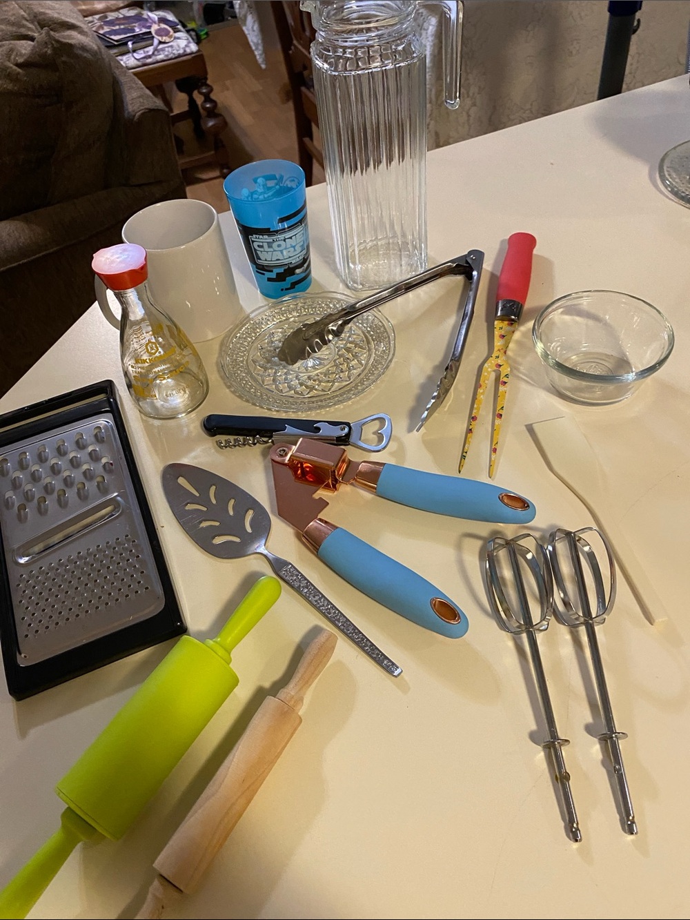 Blue Handled Garlic press and Kitchen Tool Set - Unbranded